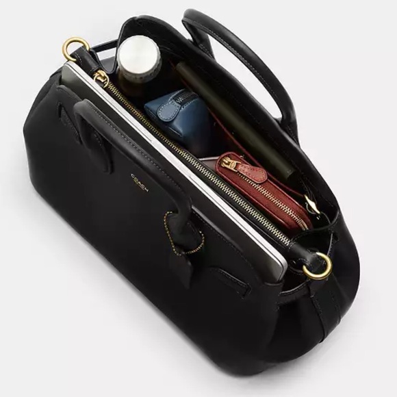 Coach Empire 35 - Picture 4 of 12